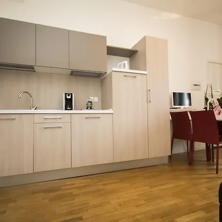 Sissi 아파트호텔